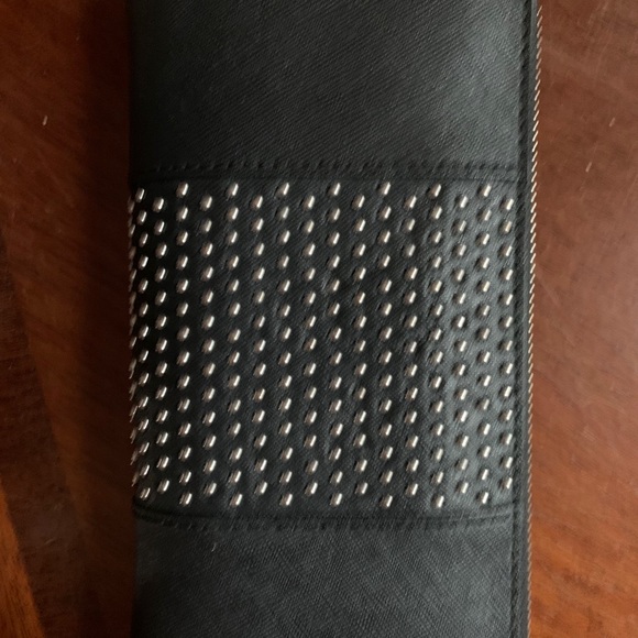 Michael Kors purse - Picture 7 of 7